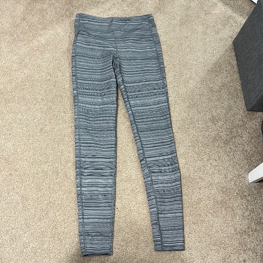 Athleta leggings, good condition, soft size small